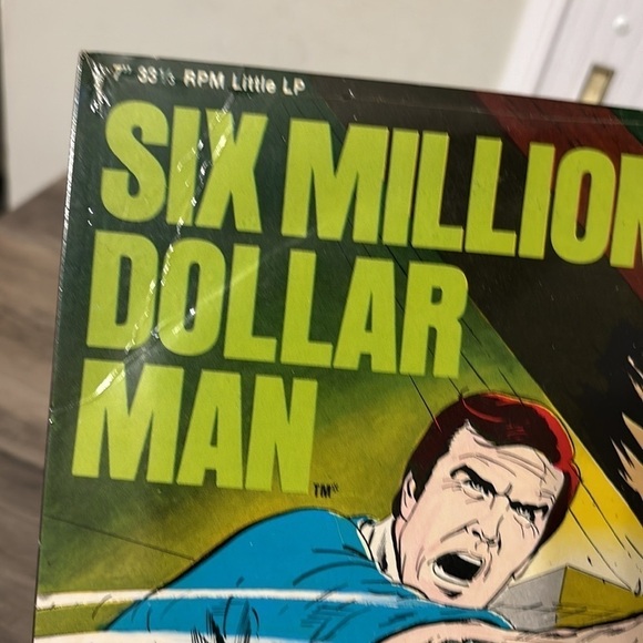 VINTAGE SEALED 1976 SIX MILLION DOLLAR MAN 7" 33 1/3 RPM LP RECORD - Picture 4 of 4